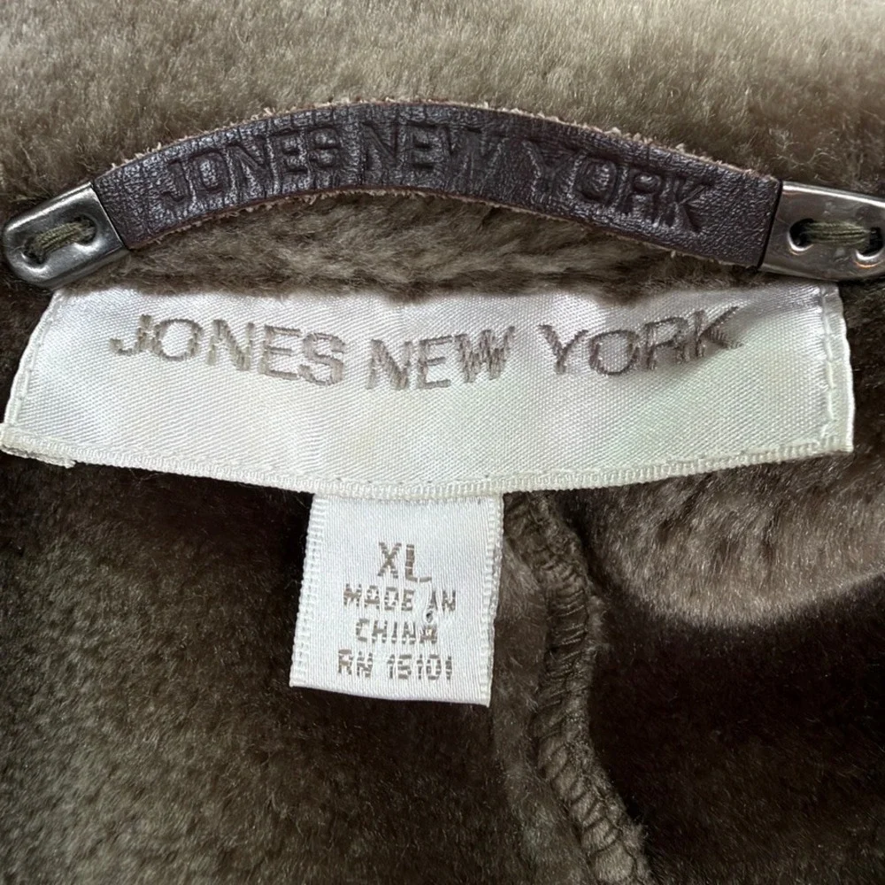 Jones New York Faux Shearling Coat Women XL Greenish Gray Suede Look Winter Coat